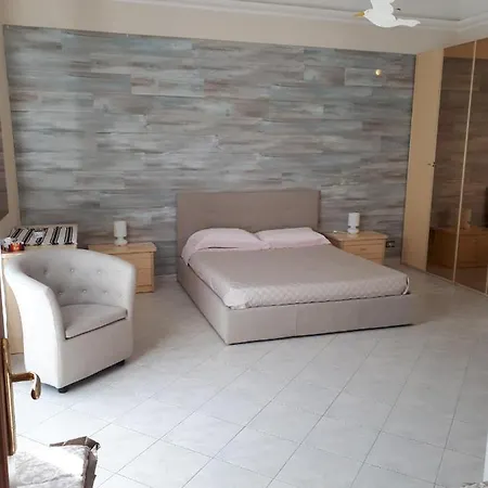 فندق مبيت وإفطار Il Granello Di Sabbia 4*