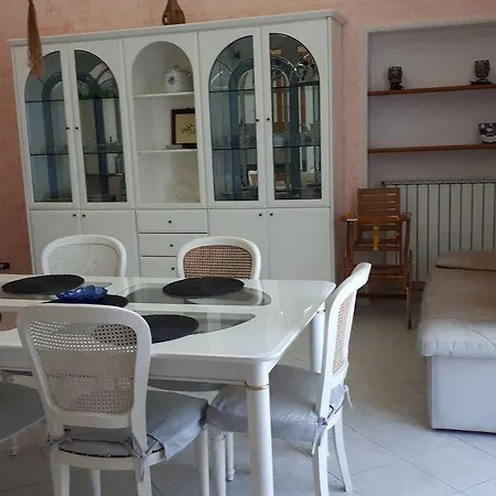 Il Granello Di Sabbia جنوى