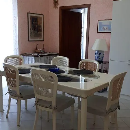 Il Granello Di Sabbia 4* جنوى