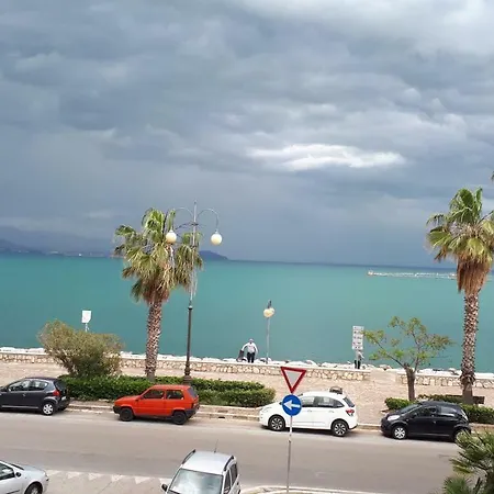 Alojamento de Acomodação e Pequeno-almoço Il Granello Di Sabbia Gaeta